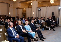 中欧美智库合作论坛·2025巴黎对话暨中欧美博物馆合作倡议对话会在法国巴黎举行2025年5月24日